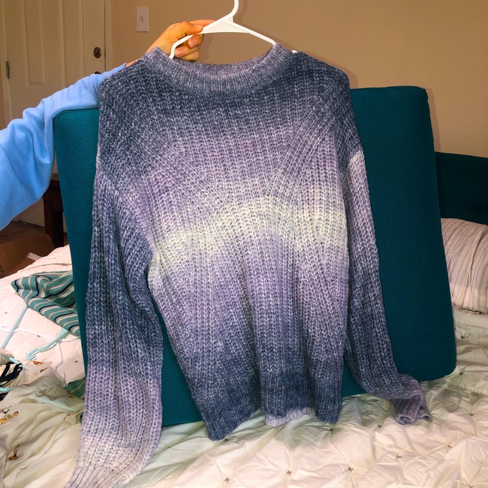 Women’s Sweater